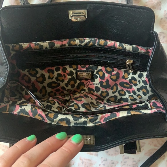 GUESS Purse - Picture 2 of 2